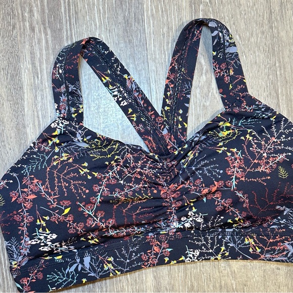 Crane Padded Sports Bra - Picture 2 of 6